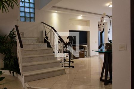 Sala de casa de condomínio à venda com 5 quartos, 350m² em Vila Elvira, São Paulo
