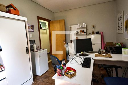 Quarto 1 de casa para alugar com 4 quartos, 240m² em Grajaú, Belo Horizonte