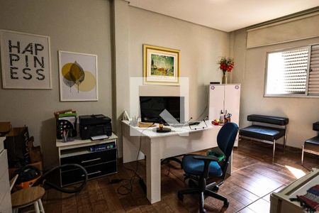 Quarto 1 de casa para alugar com 4 quartos, 240m² em Grajaú, Belo Horizonte