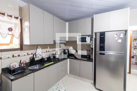 Cozinha de casa à venda com 3 quartos, 360m² em Lomba do Pinheiro, Porto Alegre