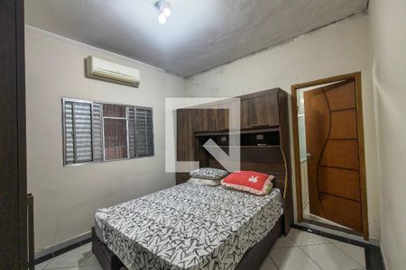 Casa para alugar com 2 quartos, 140m² em Nova Mirim, Praia Grande