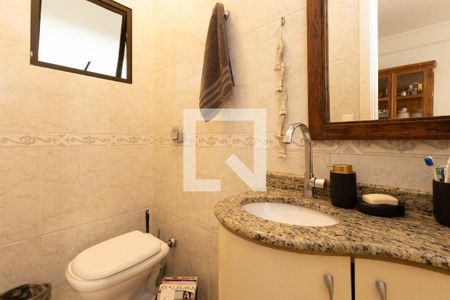 Lavabo de casa de condomínio para alugar com 3 quartos, 200m² em Vila Mazzei, São Paulo