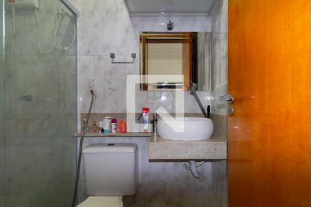 Banheiro de apartamento à venda com 1 quarto, 42m² em Vila Bela, São Paulo