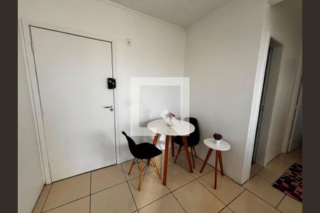 Apartamento para alugar com 2 quartos, 45m² em COHAB B, Gravataí