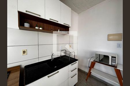 Apartamento para alugar com 2 quartos, 45m² em COHAB B, Gravataí
