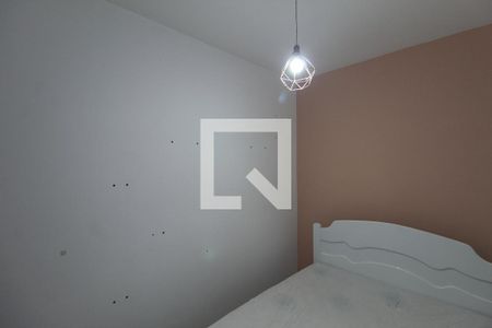 Quarto 1 de apartamento para alugar com 2 quartos, 44m² em Heliópolis, Belo Horizonte