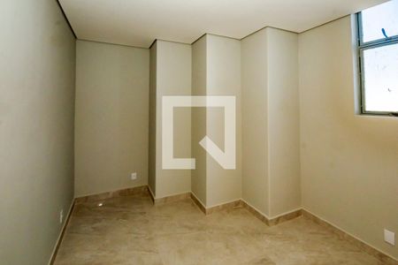 Quarto de apartamento para alugar com 2 quartos, 60m² em Santa Monica, Belo Horizonte