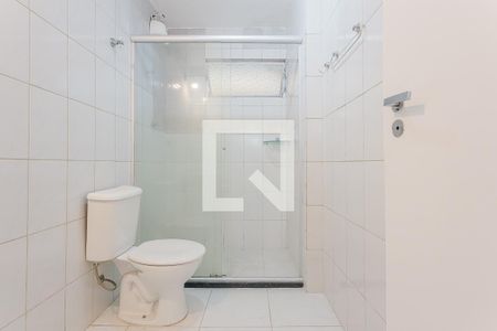 Banheiro de apartamento para alugar com 1 quarto, 38m² em Pompeia, São Paulo