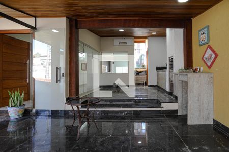 Churrasqueira de casa para alugar com 3 quartos, 200m² em Vila Oliveira, Mogi das Cruzes