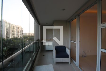 Sala - Varanda de apartamento para alugar com 3 quartos, 90m² em Barra Olímpica, Rio de Janeiro