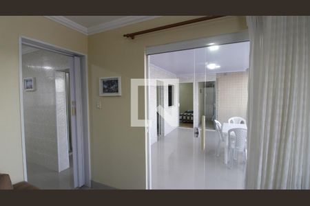 Sala de casa de condomínio para alugar com 4 quartos, 104m² em Ogiva, Cabo Frio