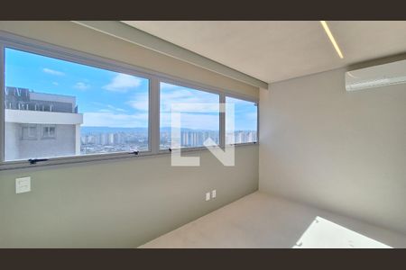 Quarto de apartamento para alugar com 4 quartos, 184m² em Água Branca, São Paulo