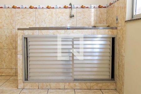 Cozinha de casa para alugar com 2 quartos, 48m² em Vigário Geral, Rio de Janeiro