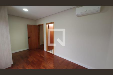 Casa à venda com 3 quartos, 420m² em Portal do Paraíso I, Jundiaí