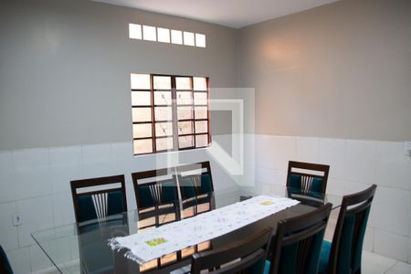Casa à venda com 3 quartos, 105m² em Setor Perim, Goiânia