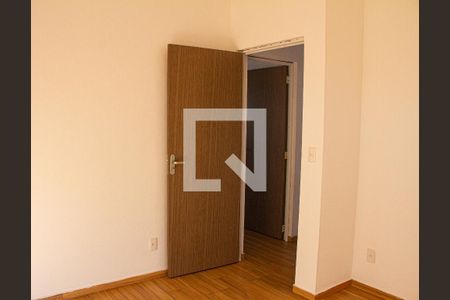 Casa para alugar com 2 quartos, 85m² em Santa Cruz, Rio de Janeiro