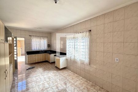 Cozinha  de casa para alugar com 3 quartos, 140m² em Jardim Santo Antonio, São Paulo