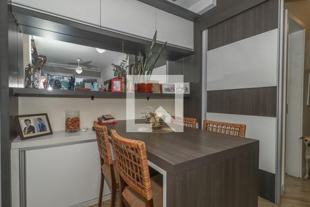 Sala de apartamento à venda com 3 quartos, 63m² em Jardim Itu, Porto Alegre