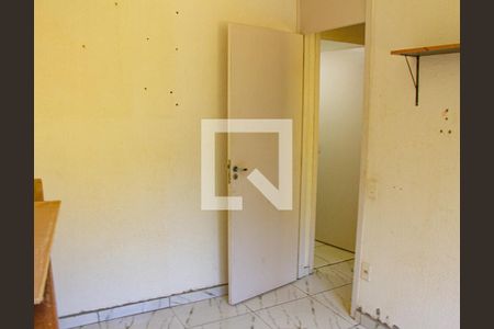 Quarto de apartamento para alugar com 2 quartos, 41m² em Santa Cruz, Rio de Janeiro