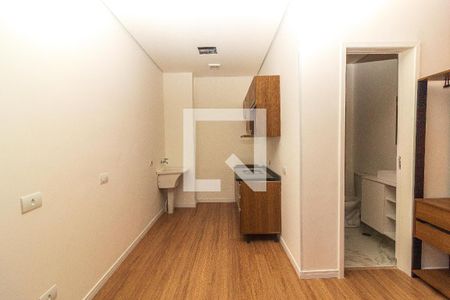 Cozinha e Área de Serviço de kitnet/studio à venda com 1 quarto, 25m² em Jardim Sabara, São Paulo