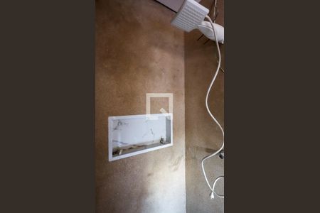 Banheiro de kitnet/studio à venda com 1 quarto, 30m² em Jardim Sabara, São Paulo