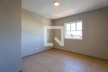 Quarto 1 de casa para alugar com 2 quartos, 120m² em Cidade Intercap, Taboão da Serra