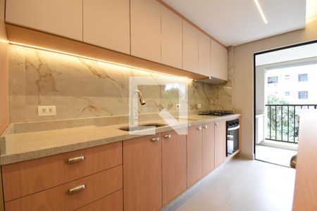 Sala e Cozinha de apartamento à venda com 2 quartos, 62m² em Tingui, Curitiba
