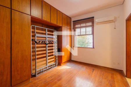 Suíte de casa de condomínio para alugar com 4 quartos, 110m² em Jardim Paulista, São Paulo