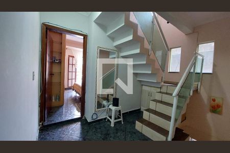 Sala de casa à venda com 5 quartos, 256m² em Jardim Thelma, São Bernardo do Campo