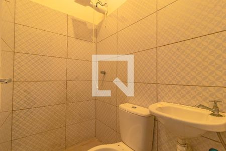 Banheiro de apartamento para alugar com 2 quartos, 35m² em Cidade Ademar, São Paulo