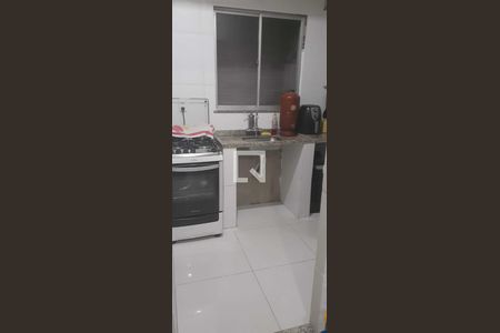 Cozinha de apartamento para alugar com 2 quartos, 75m² em Covanca, São Gonçalo