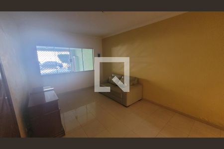 Sala de casa para alugar com 4 quartos, 250m² em Jardim Catarina, São Paulo