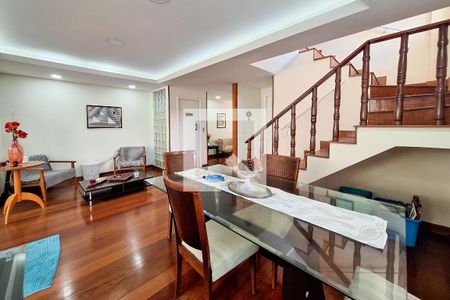 Sala 1 de casa de condomínio à venda com 4 quartos, 240m² em Ingá, Niterói