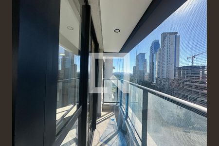 Varanda da Sala de apartamento para alugar com 2 quartos, 112m² em Alphaville Comercial, Barueri