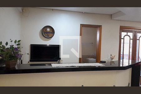 Sala de casa para alugar com 3 quartos, 183m² em Jardim Itu, Porto Alegre