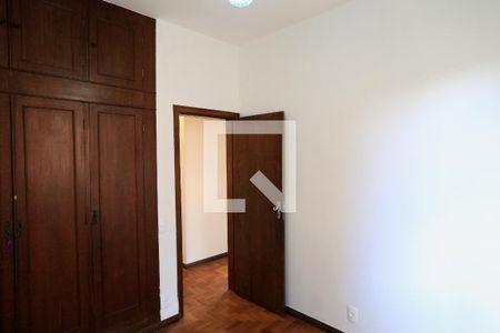 Quarto de apartamento à venda com 3 quartos, 119m² em Santa Efigênia, Belo Horizonte