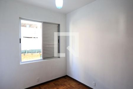 Quarto de apartamento à venda com 3 quartos, 119m² em Santa Efigênia, Belo Horizonte