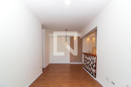 Sala de apartamento para alugar com 2 quartos, 60m² em Vila Castelo, São Paulo