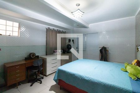 Quarto 1 de casa à venda com 2 quartos, 160m² em Jardim Rosa Maria, São Paulo