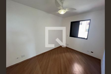 Quarto 1  de apartamento para alugar com 3 quartos, 85m² em Jardim Maria Rosa, Taboão da Serra