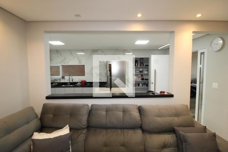 Sala / Cozinha de casa para alugar com 3 quartos, 315m² em Vila Verde, São Paulo