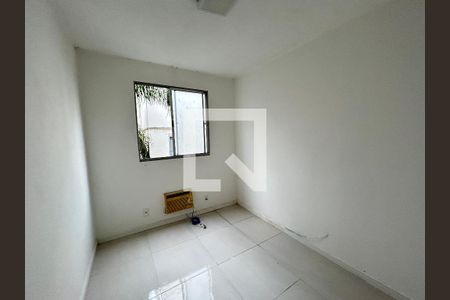 Quarto 1 de apartamento para alugar com 2 quartos, 44m² em Pavuna, Nilópolis