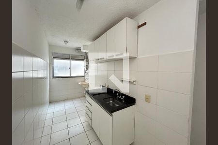 Cozinha de apartamento para alugar com 2 quartos, 44m² em Pavuna, Nilópolis