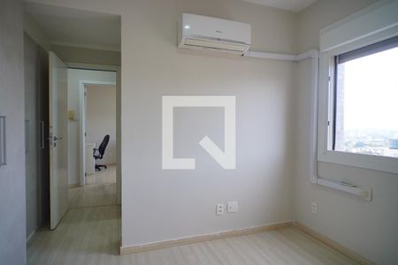 Quarto suíte  de apartamento para alugar com 2 quartos, 69m² em Santo Antônio, Porto Alegre