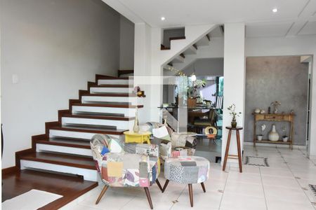 escada acesso aos quartos de casa à venda com 4 quartos, 324m² em Mirante de Jundiaí, Jundiaí