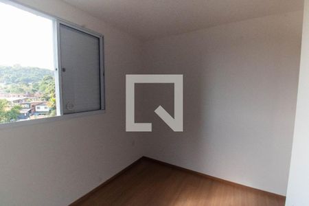 Quarto  de apartamento para alugar com 2 quartos, 47m² em Rio do Ouro, São Gonçalo
