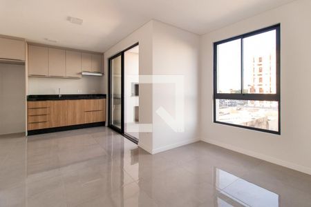 Quarto de kitnet/studio à venda com 1 quarto, 31m² em Capão Raso, Curitiba