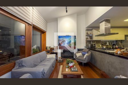 Sala de casa à venda com 2 quartos, 500m² em Brooklin, São Paulo