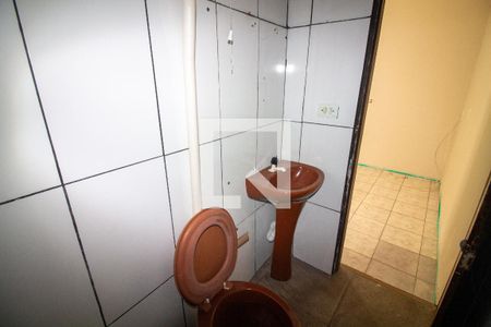 Banheiro de casa para alugar com 1 quarto, 70m² em Vila Bom Jardim, São Paulo