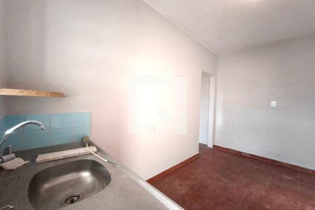 Cozinha de casa para alugar com 1 quarto, 40m² em Jardim dos Oliveiras, Campinas